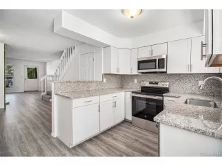 Photo #5: 5992551 Listing