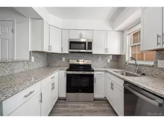 Photo #6: 5992551 Listing
