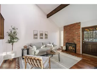 Photo #2: 5993199 Listing