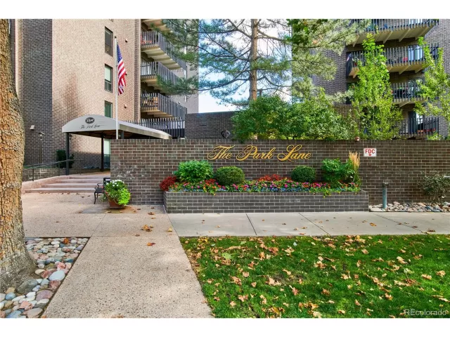 MLS: 5995937 Condo For Sale