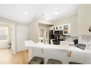 Photo #6: 5997467 Listing