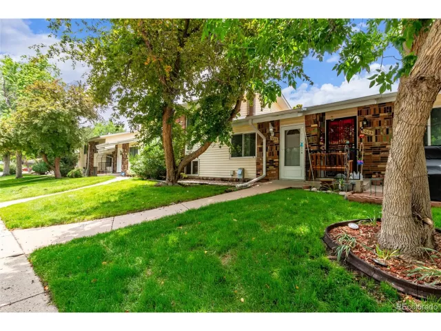 MLS: 5999195 Condo For Sale