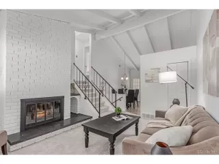 Photo #4: 5999195 Listing