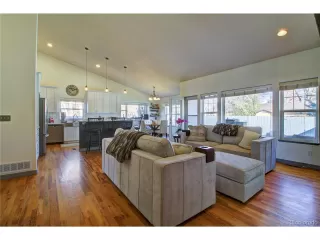 Photo #6: 6000442 Listing