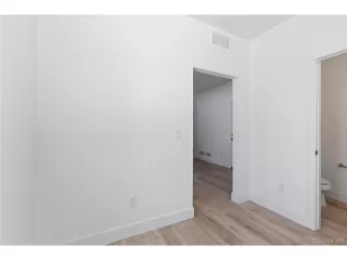 Photo #6: 6001047 Listing 