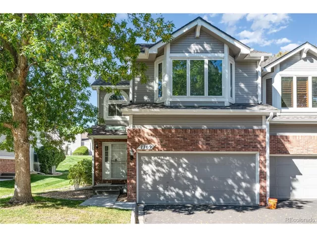 MLS: 6001159 Condo For Sale