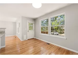 Photo #5: 6001649 Listing