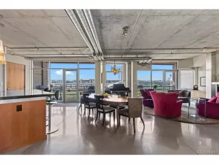 Photo #3: 6001697 Listing