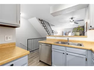 Photo #6: 6002635 Listing