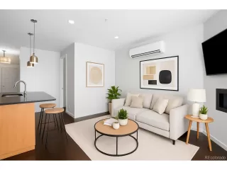 Photo #2: 6005960 Listing