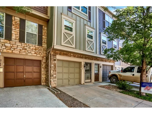 MLS: 6006558 Condo For Sale