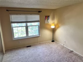 Photo #6: 6006558 Listing