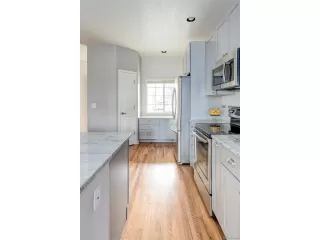 Photo #4: 6007176 Listing