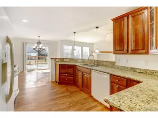 Photo #5: 6007787 Listing