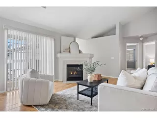 Photo #4: 6009053 Listing