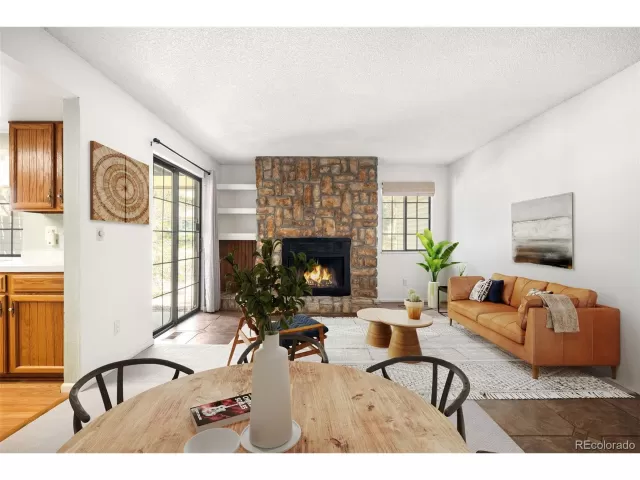MLS: 6013156 Condo For Sale