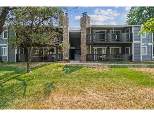 MLS: 6013488 Condo For Sale