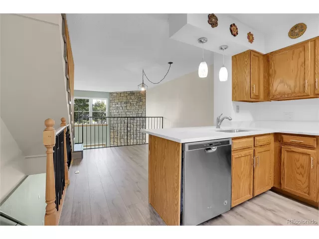 MLS: 6014393 Condo For Sale