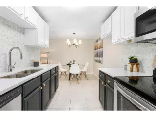 Photo #5: 6017773 Listing