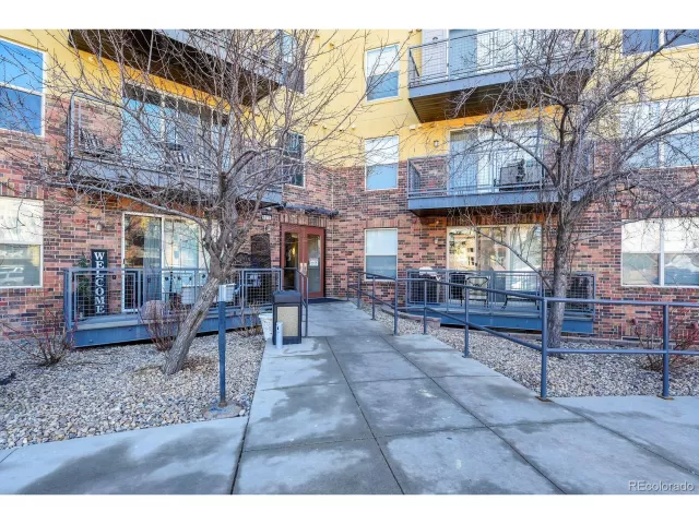 MLS: 6017903 Condo For Sale