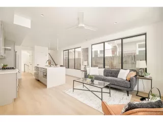 Photo #4: 6024429 Listing 