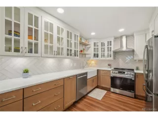 Photo #5: 6025760 Listing 