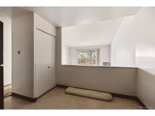 Photo #6: 6025851 Listing