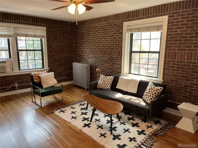 MLS: 6026194 Condo For Sale