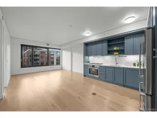 Photo #6: 6026556 Listing