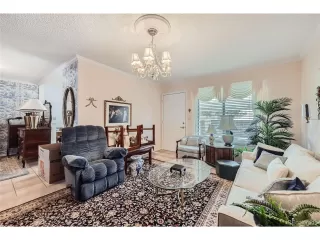 Photo #4: 6031158 Listing 