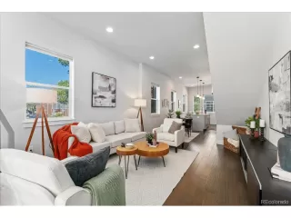 Photo #2: 6031913 Listing