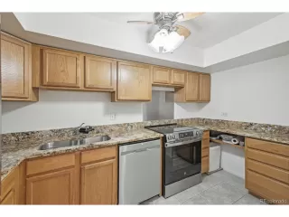 Photo #6: 6032584 Listing