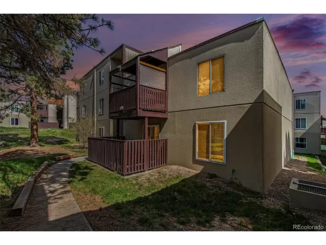 MLS: 6035765 Condo For Sale