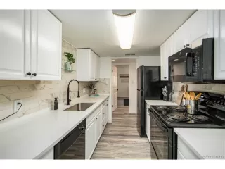 Photo #3: 6035765 Listing 