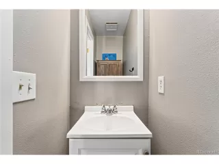 Photo #6: 6036889 Listing