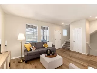 Photo #6: 6039353 Listing