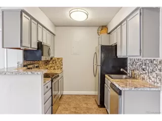 Photo #3: 6039396 Listing