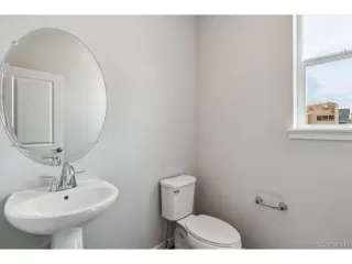 Photo #6: 6039983 Listing