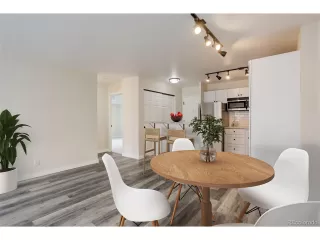 Photo #5: 6042348 Listing