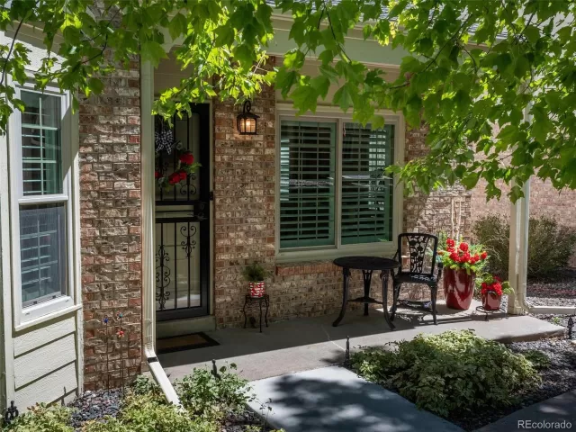 MLS: 6043341 Condo For Sale