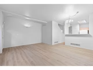 Photo #3: 6045745 Listing