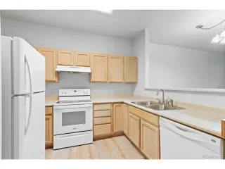 Photo #6: 6045745 Listing