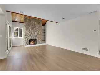 Photo #5: 6046003 Listing 