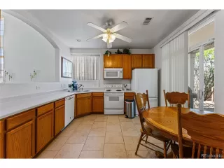 Photo #6: 6048967 Listing