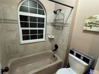 Photo #6: 6051146 Listing