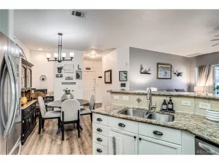 Photo #5: 6052176 Listing