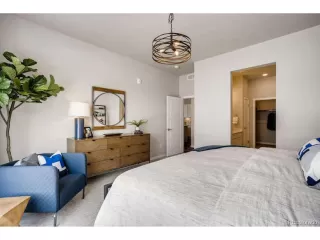 Photo #5: 6052900 Listing