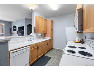 Photo #3: 6053198 Listing