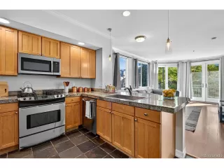 Photo #2: 6053970 Listing 