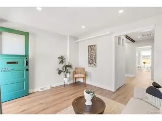 Photo #4: 6055400 Listing